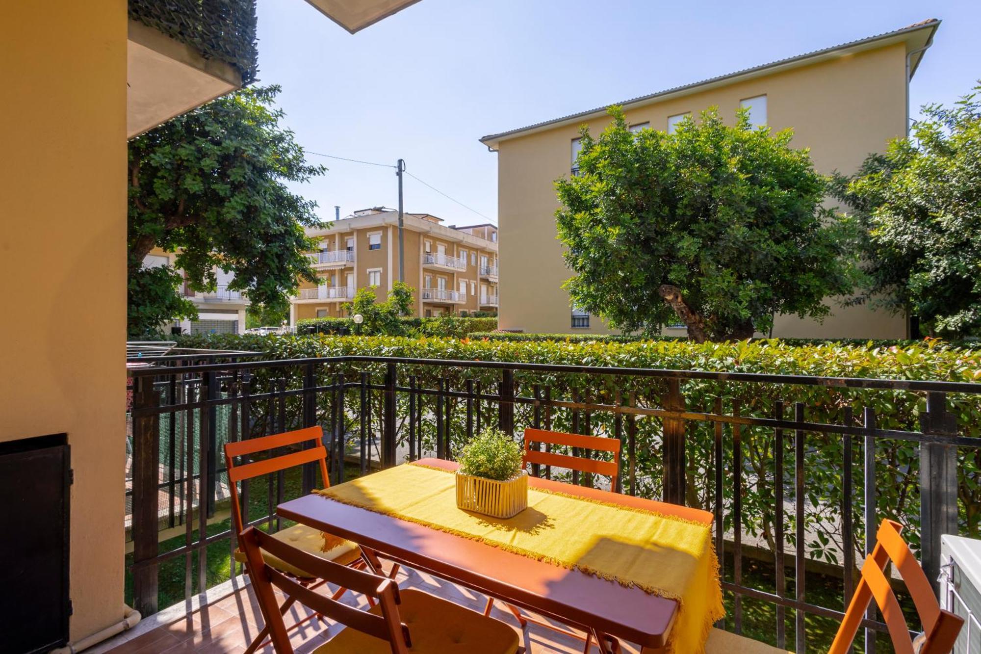 Stiloso Bilocale Terraceparking Diano Marina Esterno foto